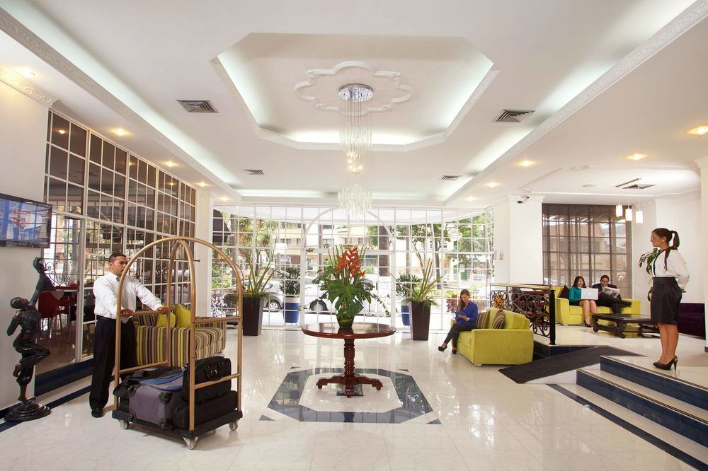 Azor Hotel Cali Versalles Экстерьер фото